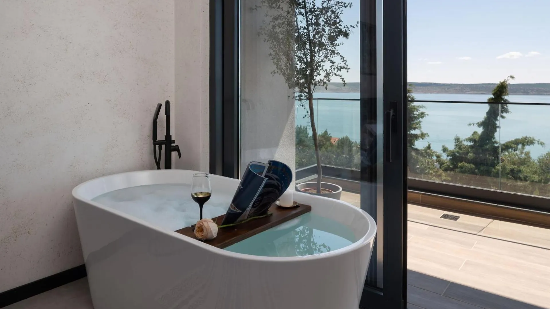 Villa Soho - Your Luxury Dream Retreat In Croatia Starigrad Paklenica 0*,  Kroatien